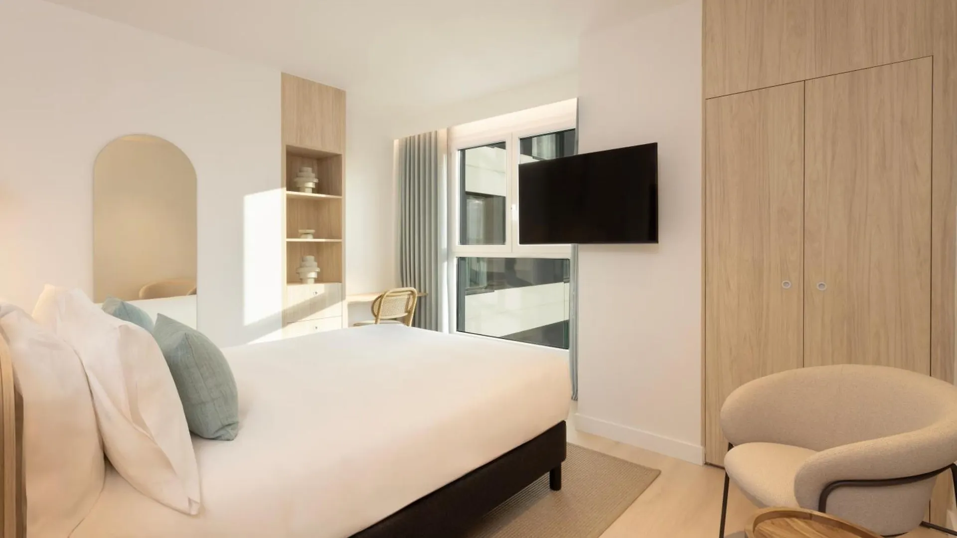 Staybridge Suites & Apartments Malaga By Ihg 0*,
